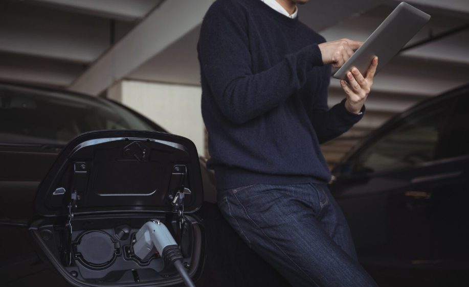 Do the Driving Modes in Cadillac Lyriq Offer Different Ranges or Battery Usages? Ultimate 2025 Guide Do the Driving Modes in Cadillac Lyriq Offer Different Ranges or Battery Usages?