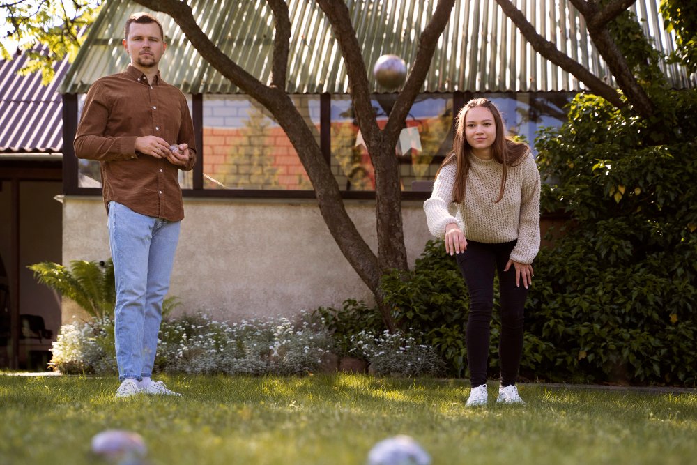 Decadgarden Yard Tips by DecoratorAdvice